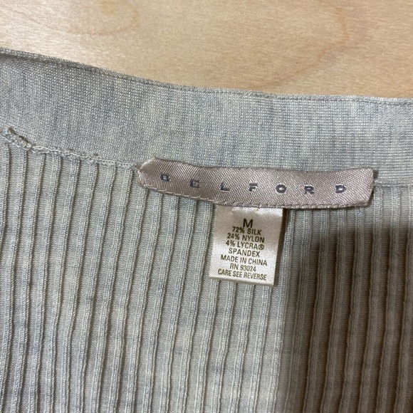 Belford Tank Top and Sweater Set Medium (JR) - Picture 11 of 12